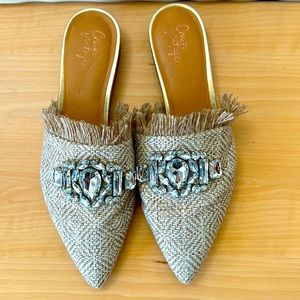 NWOT! Crown Vintage Ecru Slides with Crystal & Fringe